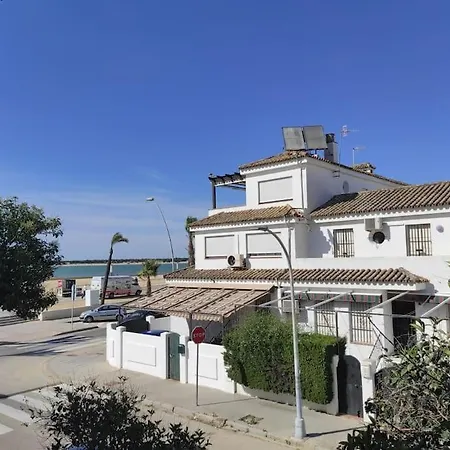 Apartment Duplex En Primera Linea De Playa 15 Sanlúcar de Barrameda